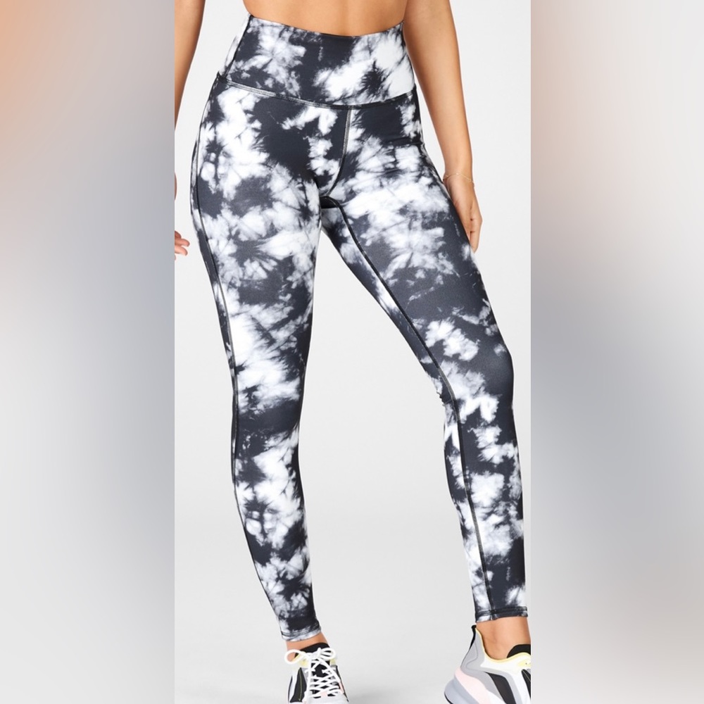 Fabletics powerhold high-waisted legging size small